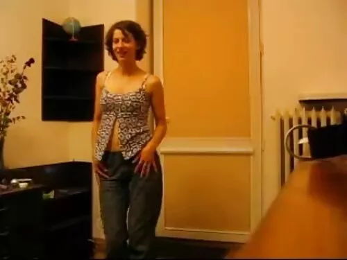 امرأة عسكرية مفلس تج ...