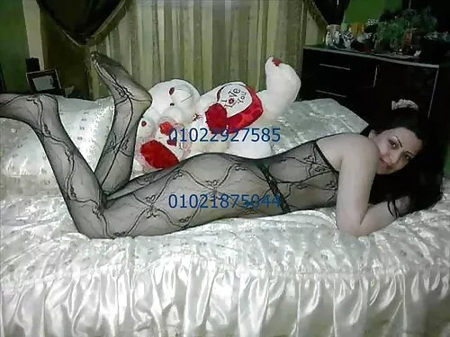 ينتشر الساخنة لاتينا ...