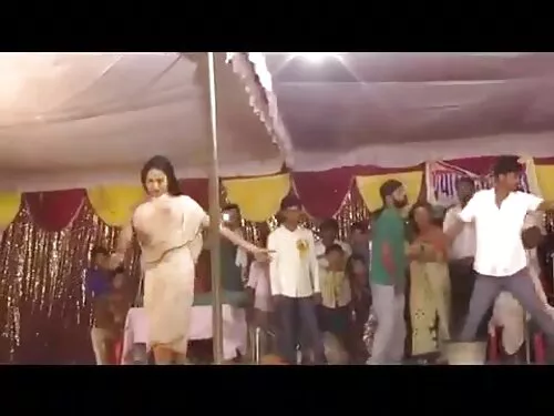 يظهر فاتنة مفلس كس ا ...