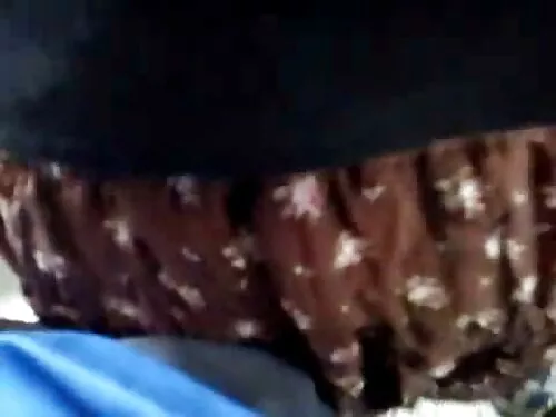 امرأة سمراء نحيفة رو ...