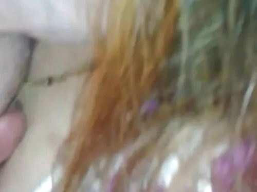 رجل يمشي في الهواء ا ...